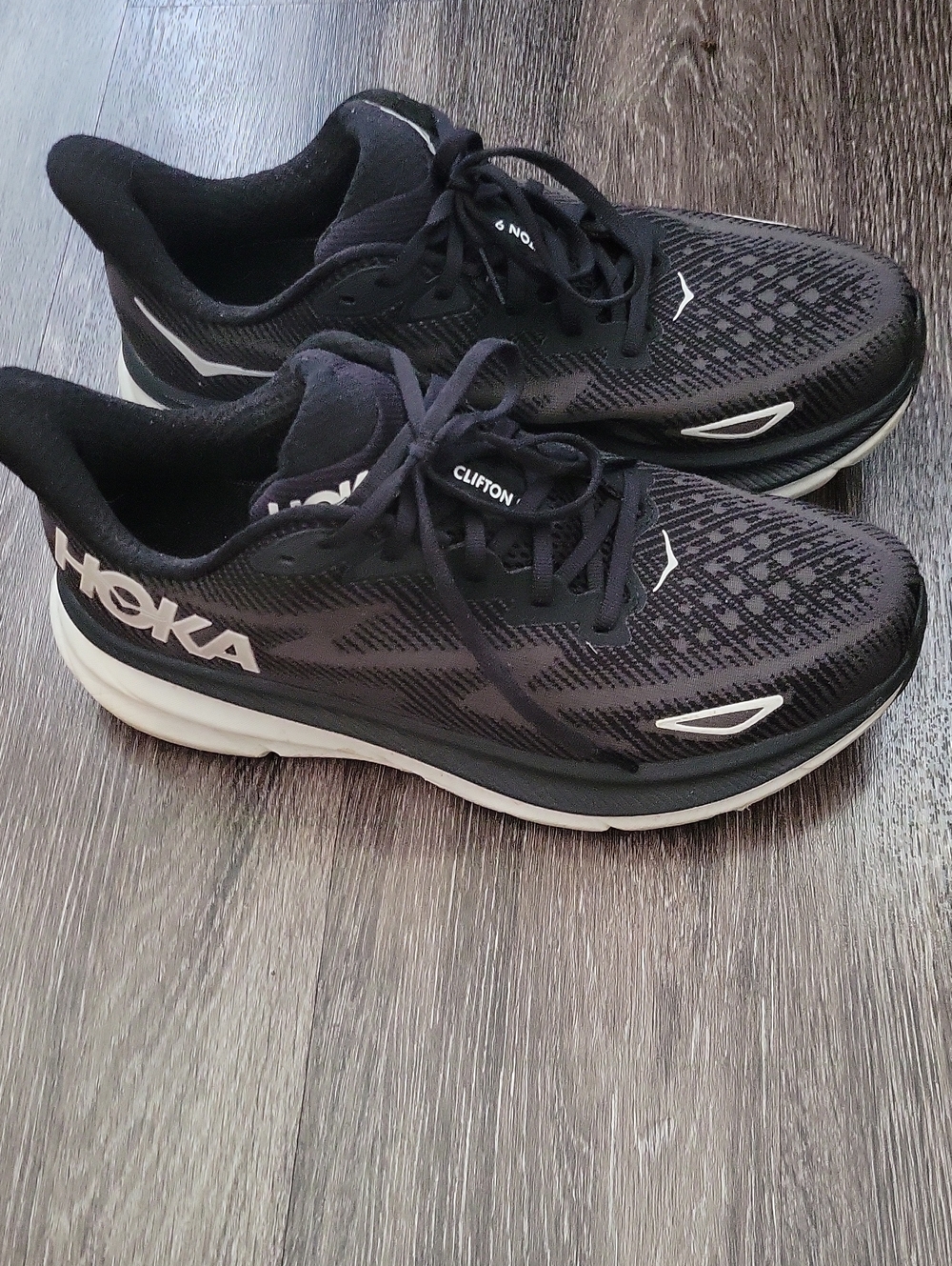 Hoka Clifton Men's Running Shoes - Black/White